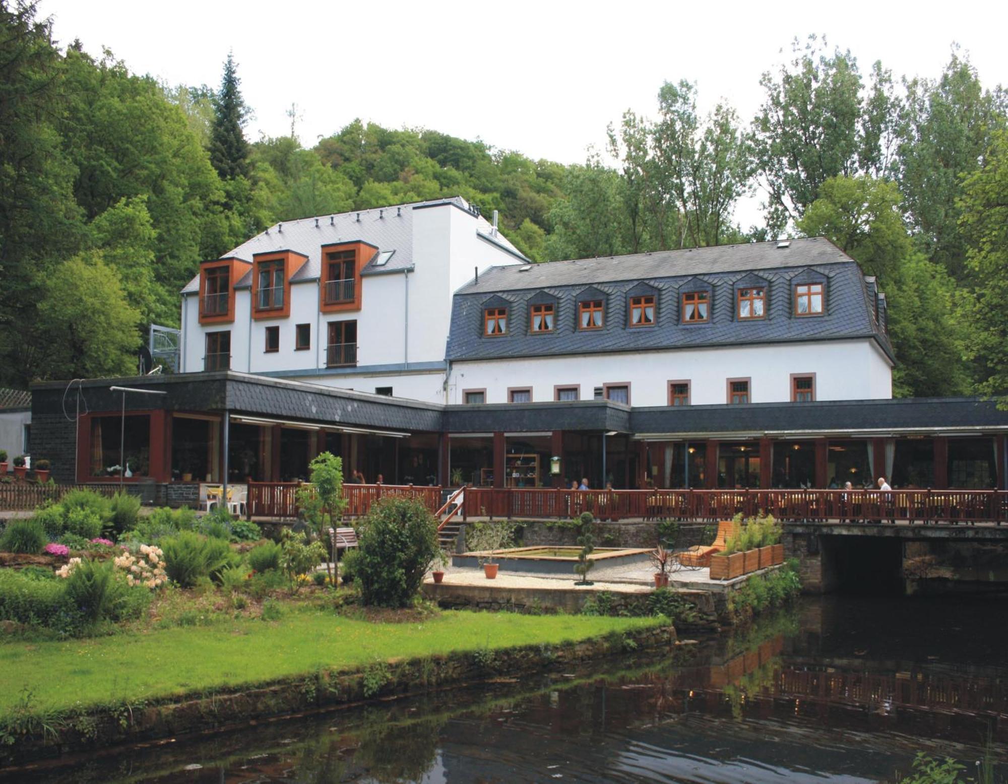 Heidsmuehle Hotel Manderscheid Exterior photo